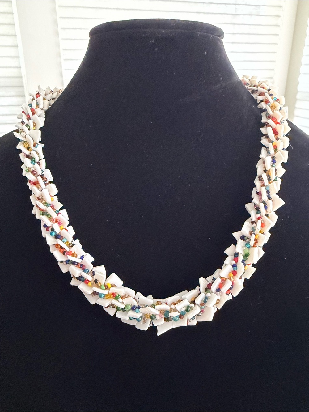 Vintage White Shell Necklace with Multicolor Seed Beads